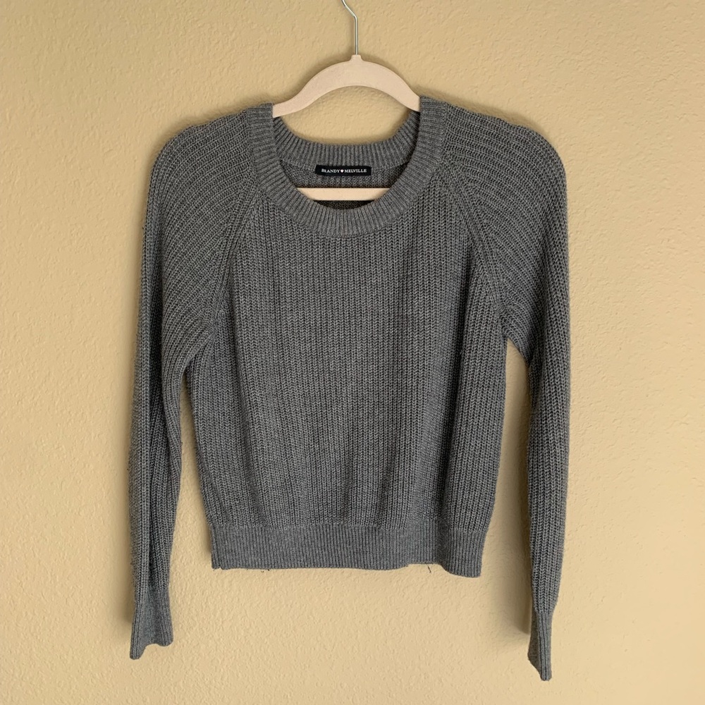 Brandy Melville Cropped Grey Sweater